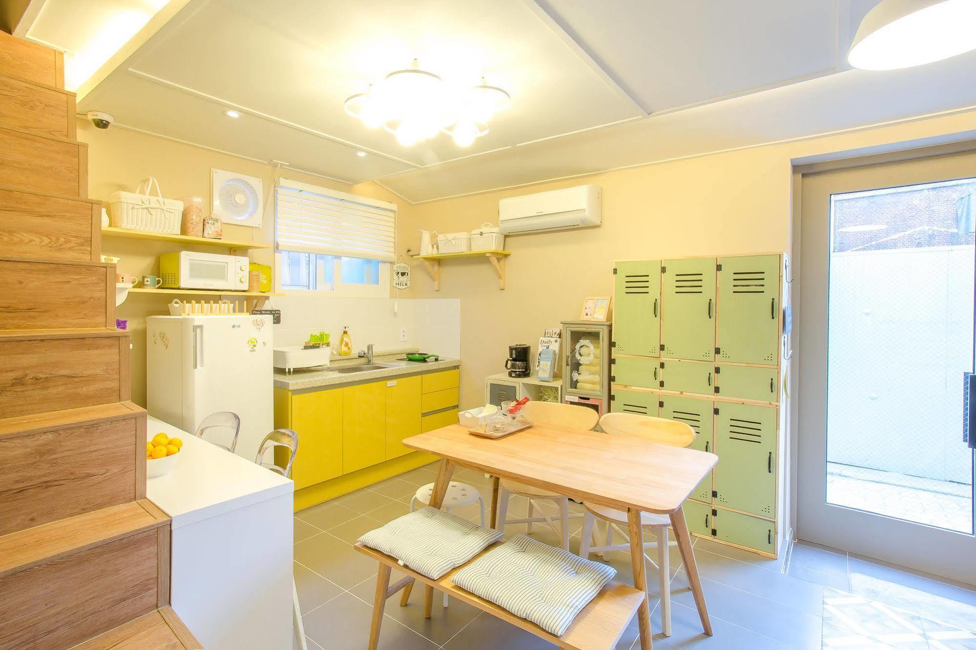 Hostel Vanilla 1 Dongdaemun Seoul Eksteriør bilde